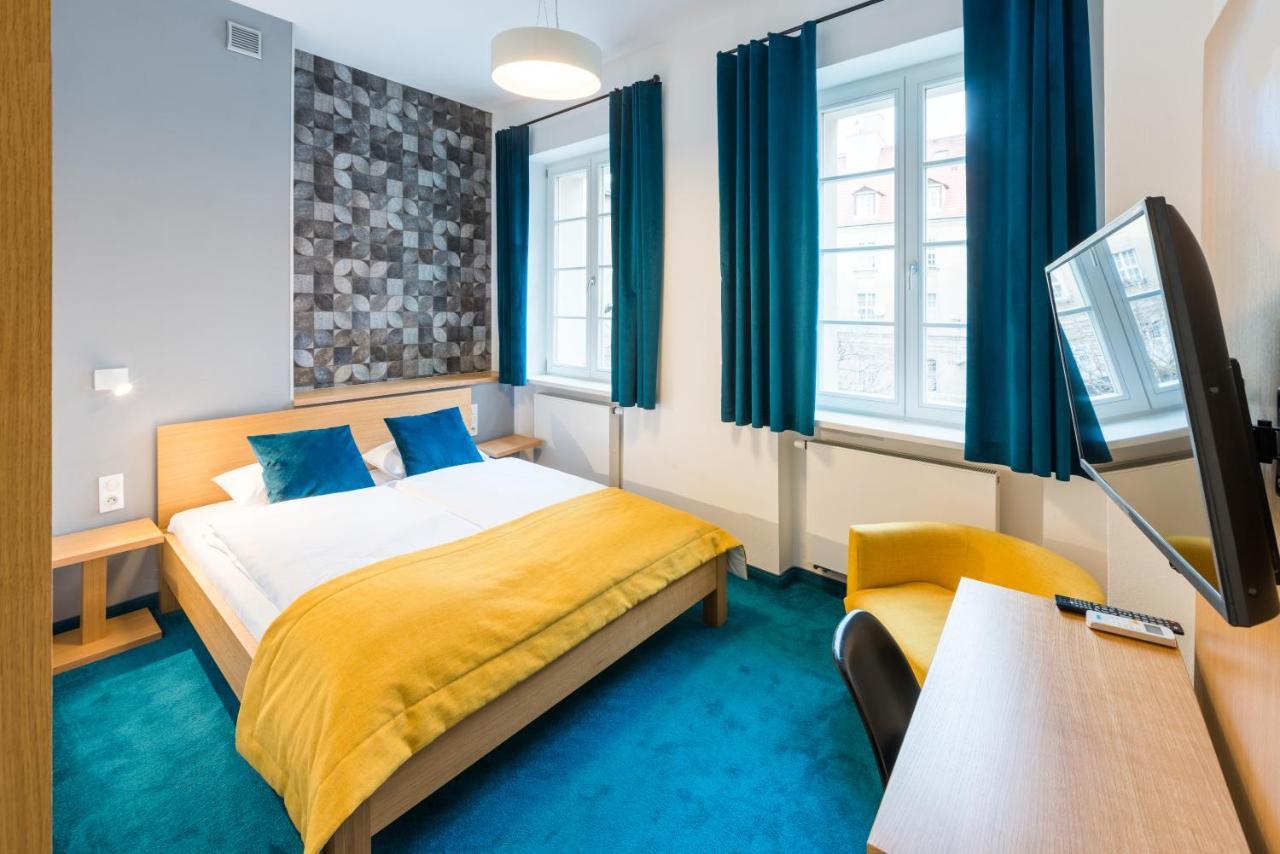 Tcz Wozna Aparthotel Poznań Eksteriør bilde